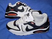 10'24 🎵 Wir brauchen Command, Command, wir brauchen mehr Air Max Command! 🎵