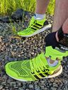 06'25 Grip Grab Ultra Boost 