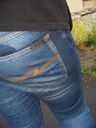 Die arbeitet  perfekt mit den 270er zusammen, eine Nudie Skinny!