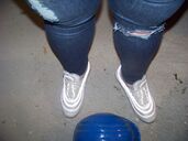 So geil die Skinny, mit "gerippten" Stellen, hauteng, stretchig und saubebuem.