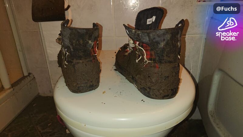 Sie hat ihre Schuhe nach der Session mal gewaschen